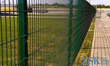 секционное ограждение из сварной сетки для ограждения спортивной площадки